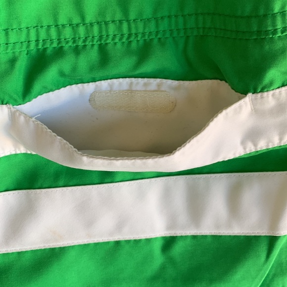 Abercrombie & Fitch men’s board shorts. - Picture 3 of 5